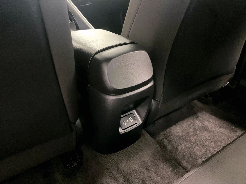 Used 2025 White Hyundai SEL Sport image 27