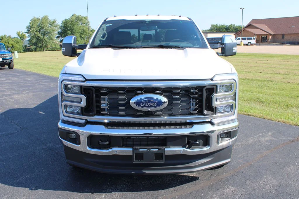 New 2026 Star White Metallic Tri-Coat Ford F-350® King Ranch® image 2