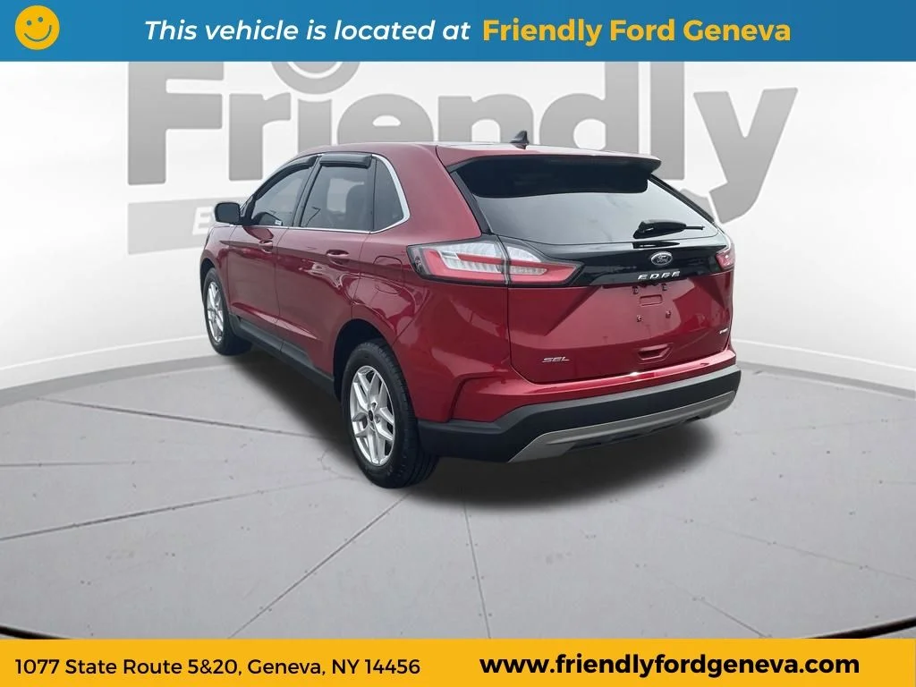 Used 2023 Red Ford SEL image 7