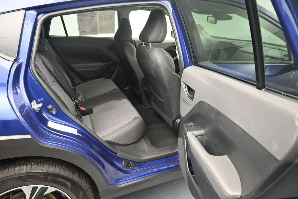 Used 2024 Blue Subaru Premium image 11