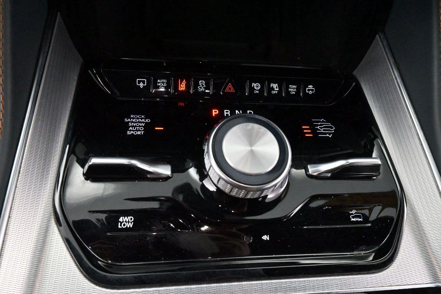 Used 2022 Blue Jeep Series III image 27