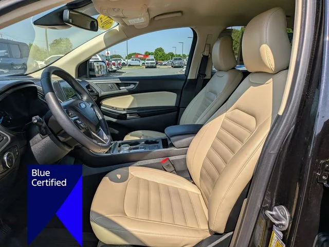 Used 2022 Black Ford SEL image 14