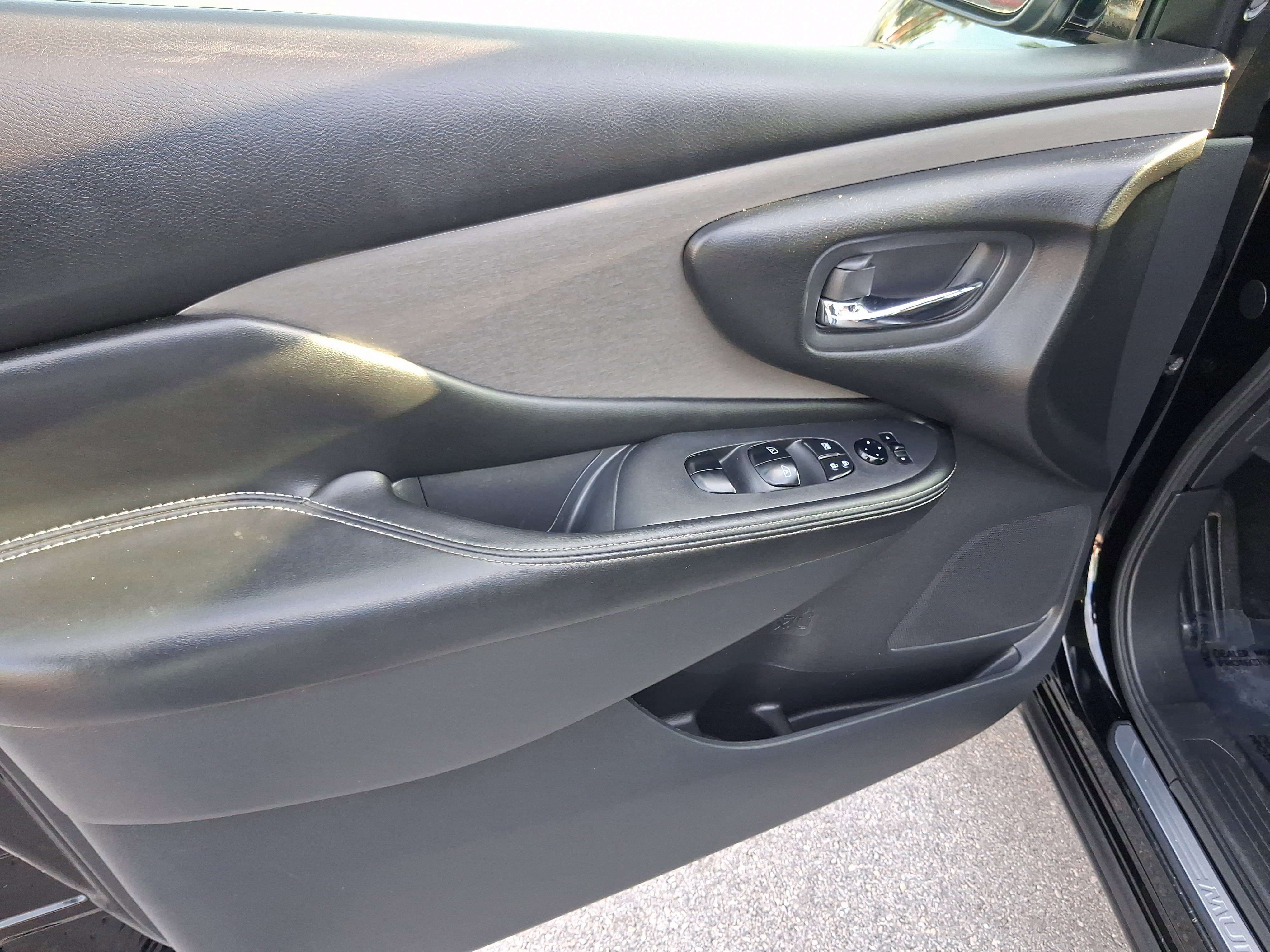 Used 2023 Black Nissan S image 15