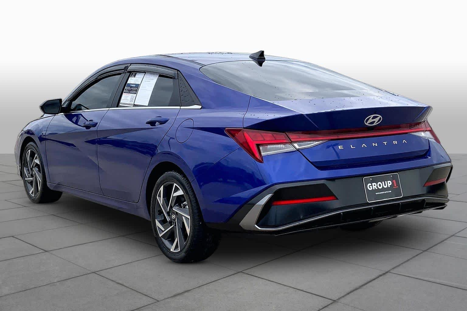 Used 2024 Intense Blue Hyundai SEL image 11