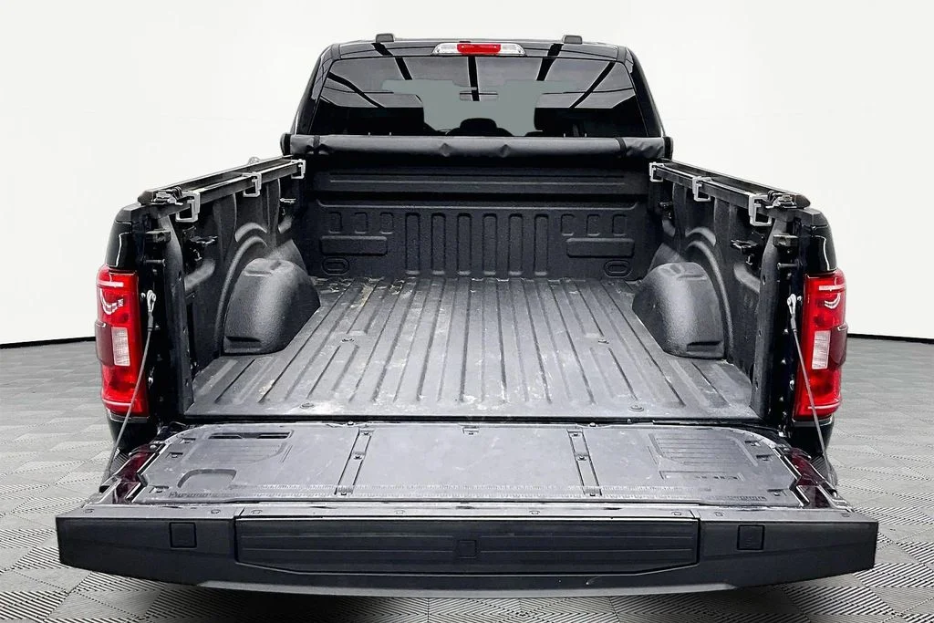 Certified Used 2023 Black Metallic Ford XLT image 18