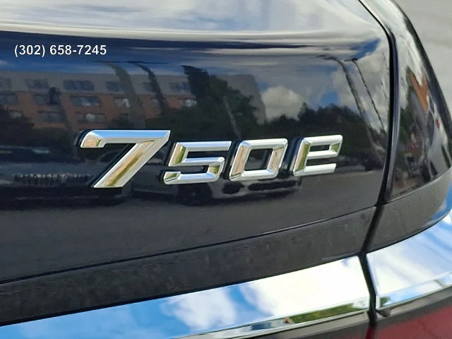 2026 BMW 7 Series 750e - Photo 29