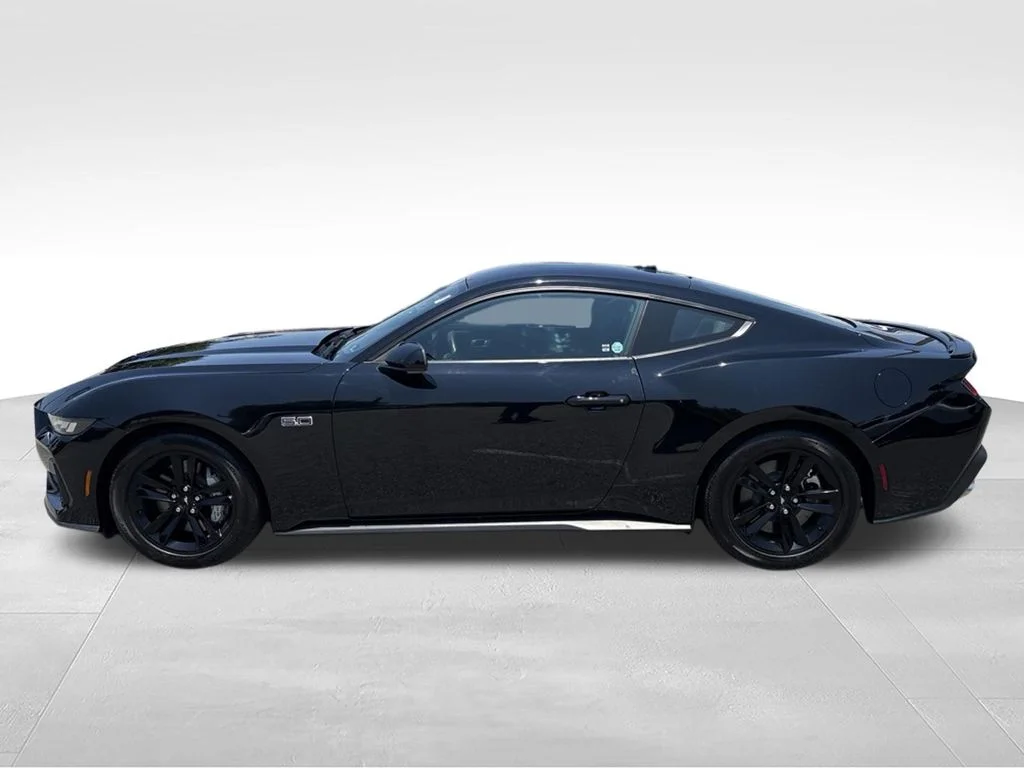 Used 2025 Black Ford GT image 9