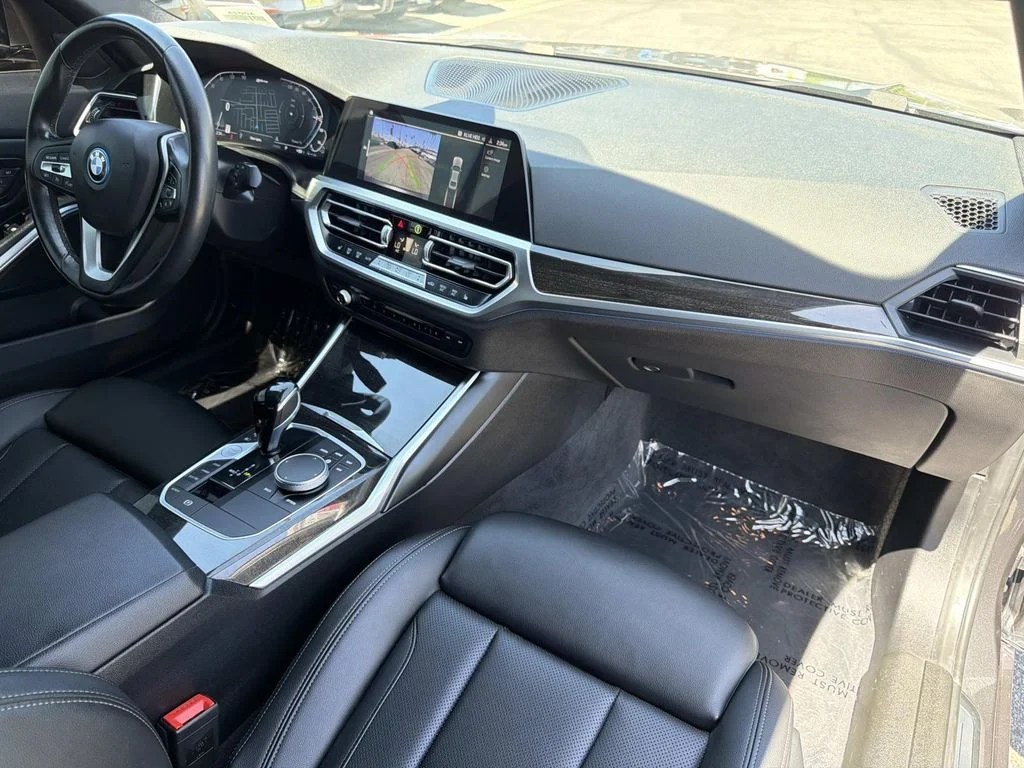 Used 2022 MINERAL GREY METALLIC BMW 330e image 36