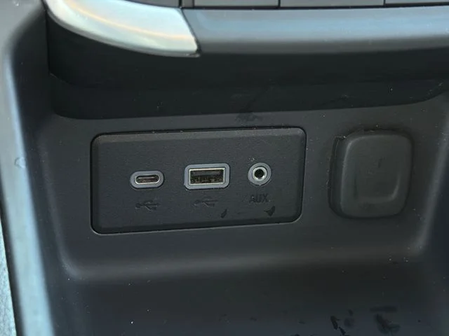 Used 2024 White GMC SLE image 26