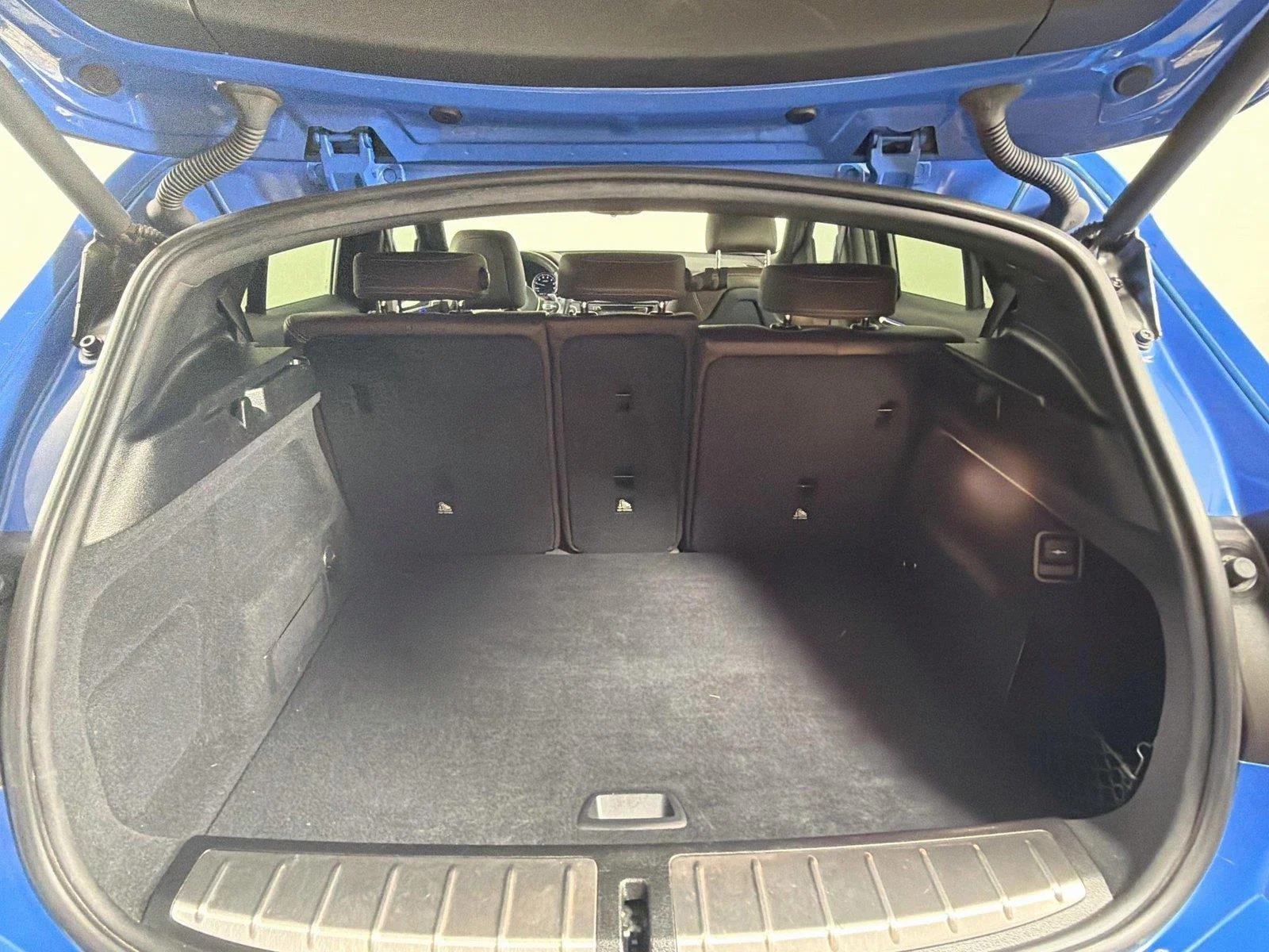 Used 2018 Misano Blue Metallic BMW sDrive28i image 25