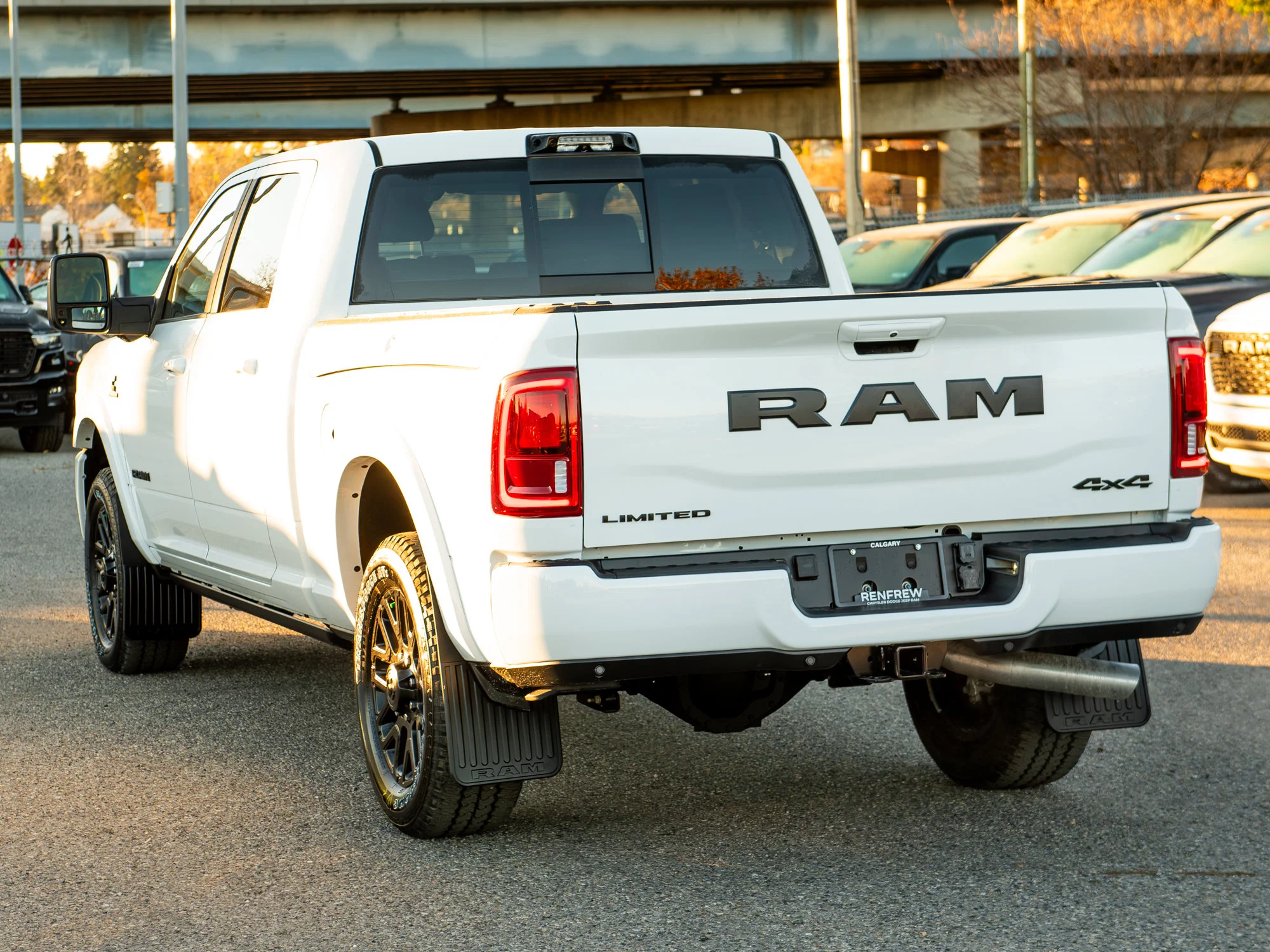 New 2027 White RAM Limited Night* Mega Cab 4x4, Sunroof, Passenger Screen, Ultra Premium Leather Seats image 4
