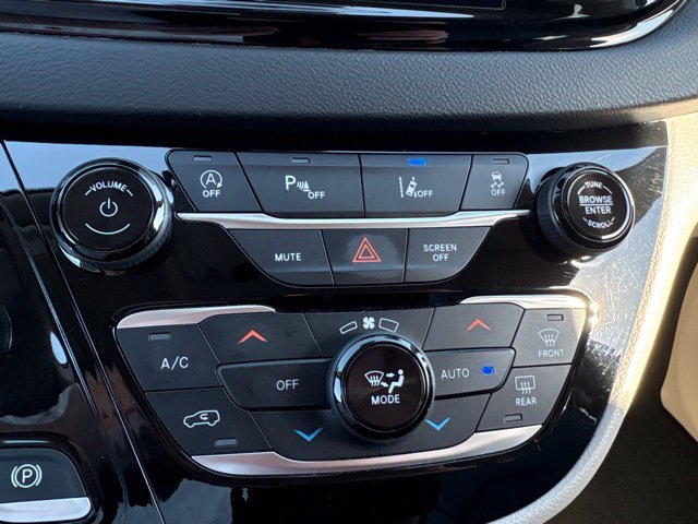 Used 2023 Blue Chrysler Touring L image 9