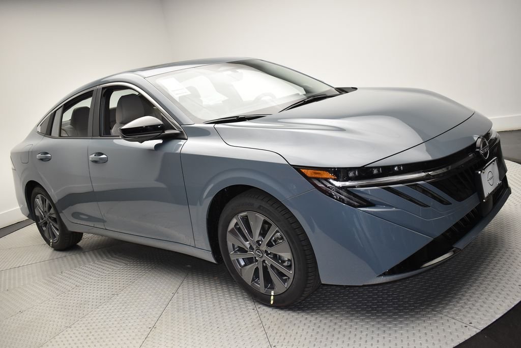 New 2026 Atlantic Gray Metallic Nissan SL image 3