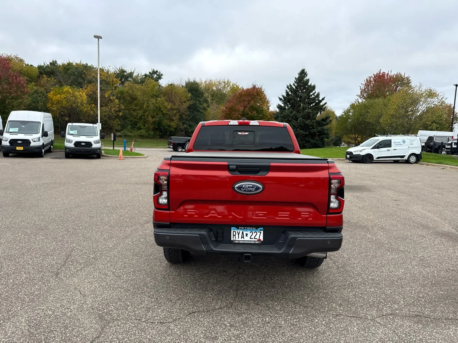 Used 2024 Hot Pepper Red Metallic Tinted Clearcoat Ford XLT image 6