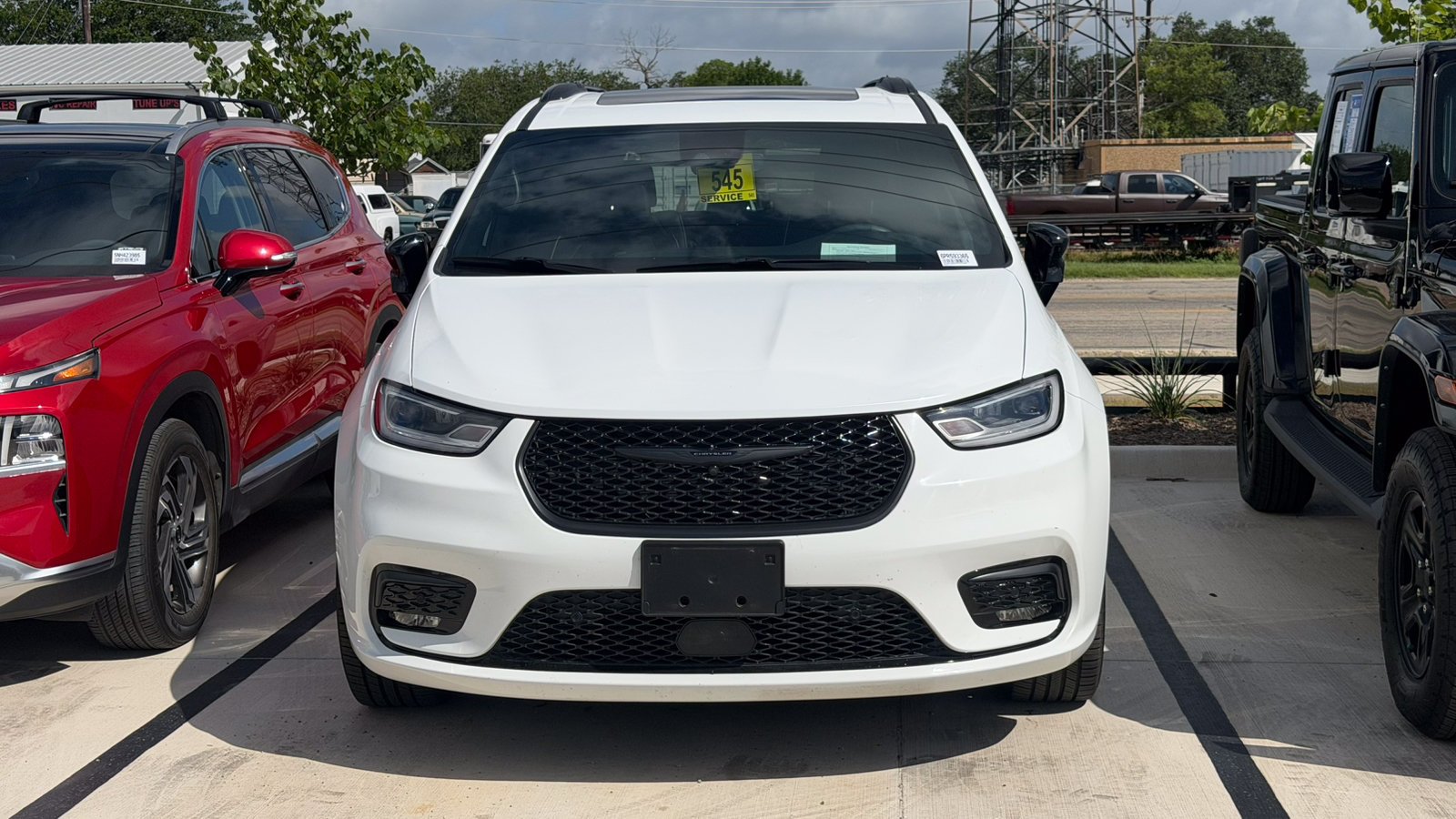 Certified Used 2023 Bright White Clearcoat Chrysler Limited image 12