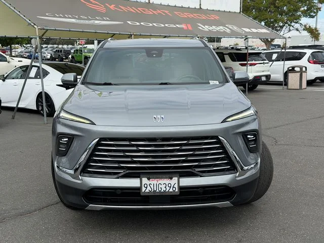 Used 2025 Gray Buick Preferred image 3