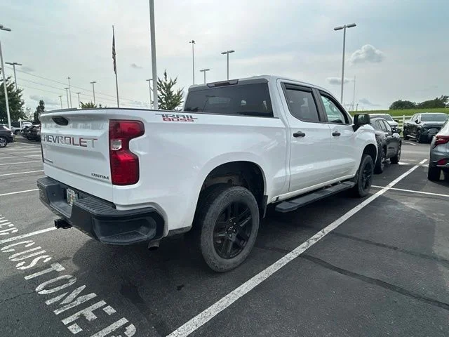 Used 2022 White Chevrolet Custom Trail Boss image 5