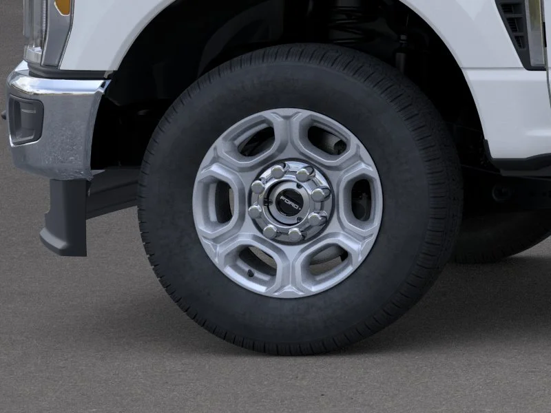 New 2026 Oxford White Ford F-250® XLT image 19