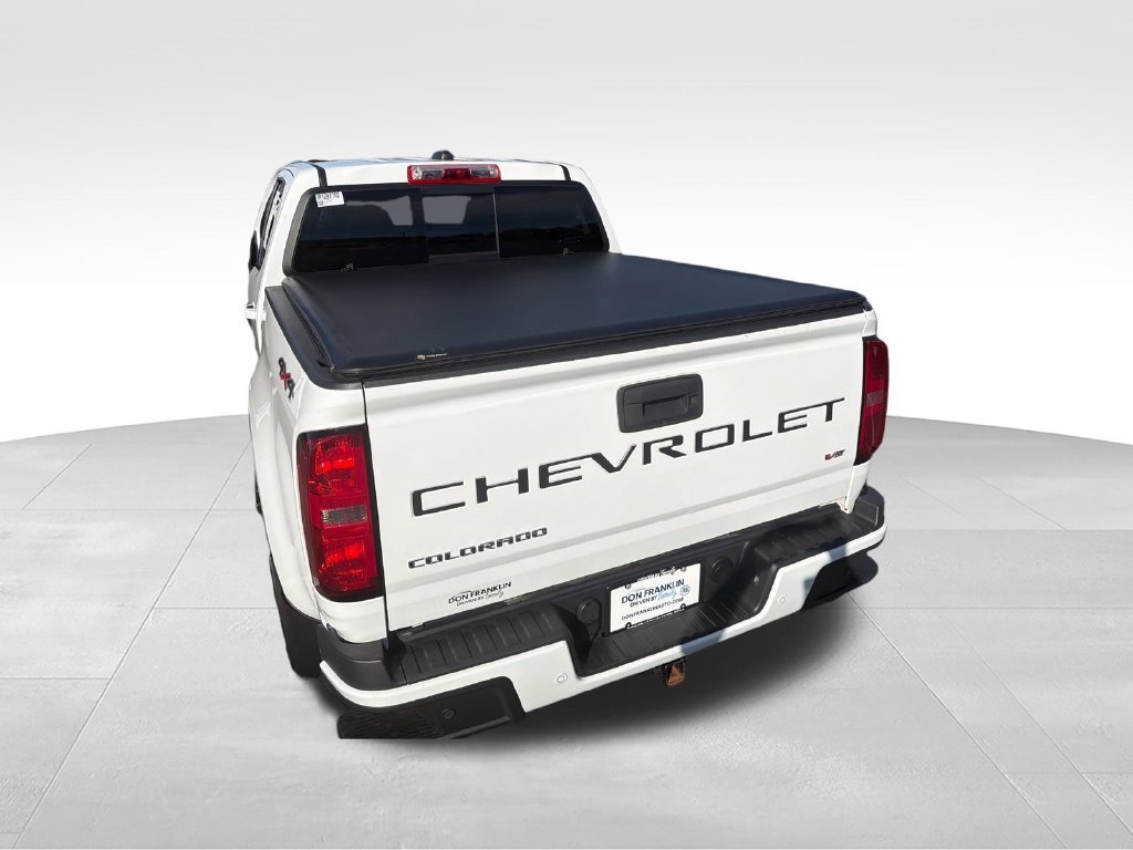 Used 2021 White Chevrolet LT image 10