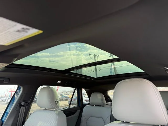 New 2026  Volkswagen 2.0T SEL R-Line Black image 7