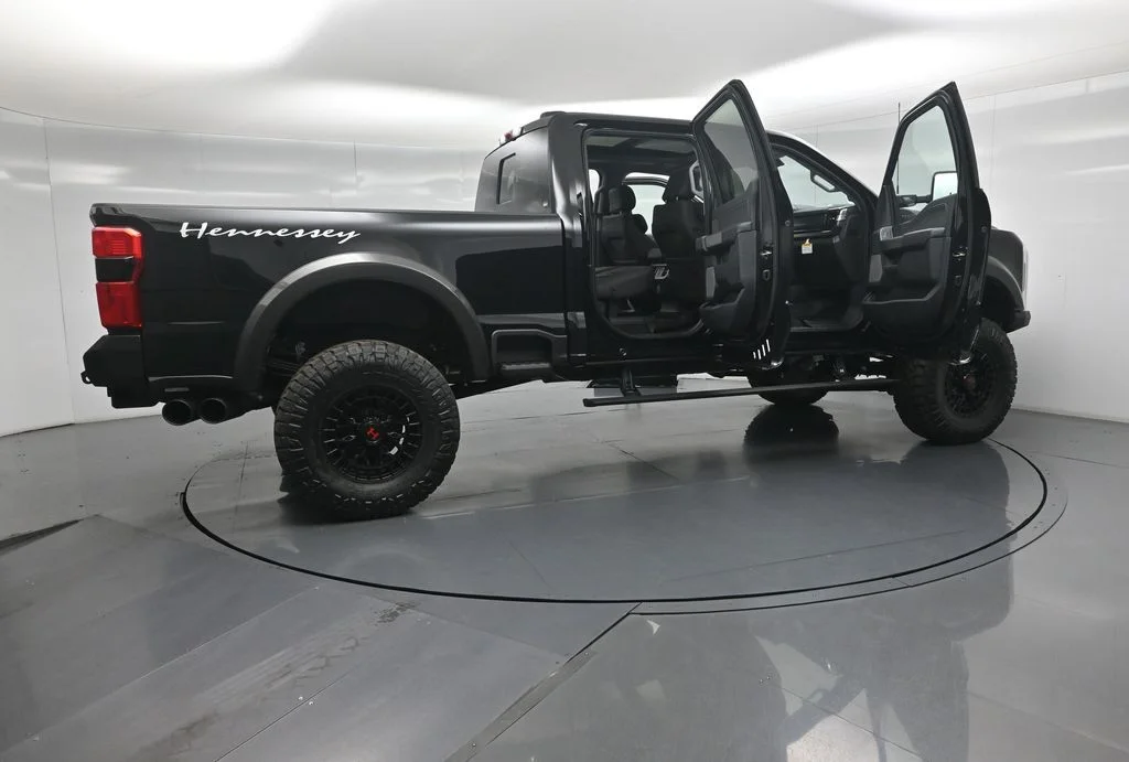 New 2026 Agate Black Metallic Ford Lariat image 4