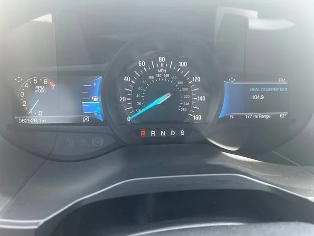 Used 2021 Red Ford SEL image 18