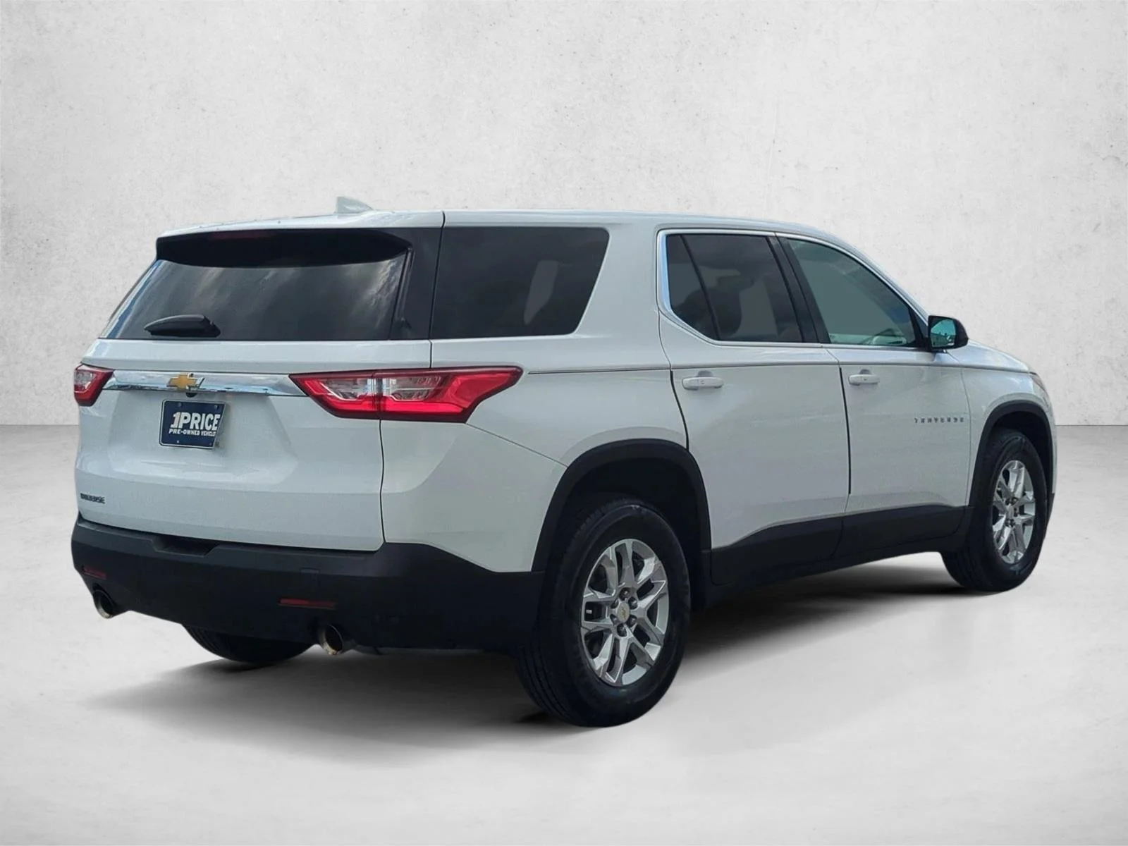 Used 2019 Summit White Chevrolet LS image 5