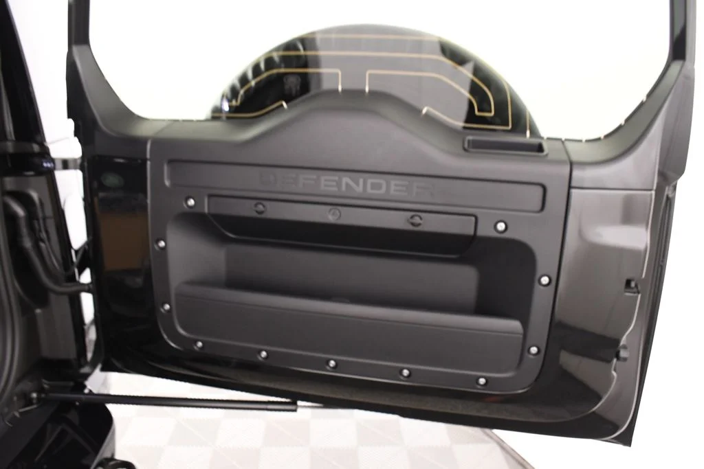 New 2026 Santorini Blk Land Rover X image 24