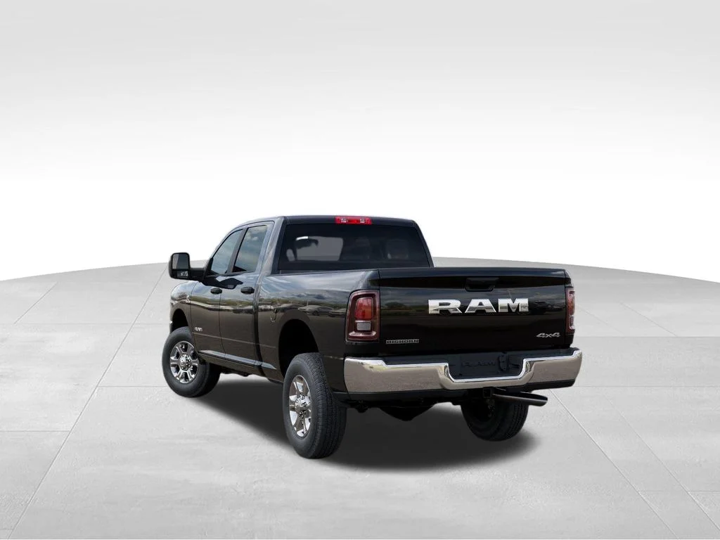 New 2026 Diamond Black Crystal Pearl-Coat Exterior Paint RAM Big Horn image 3