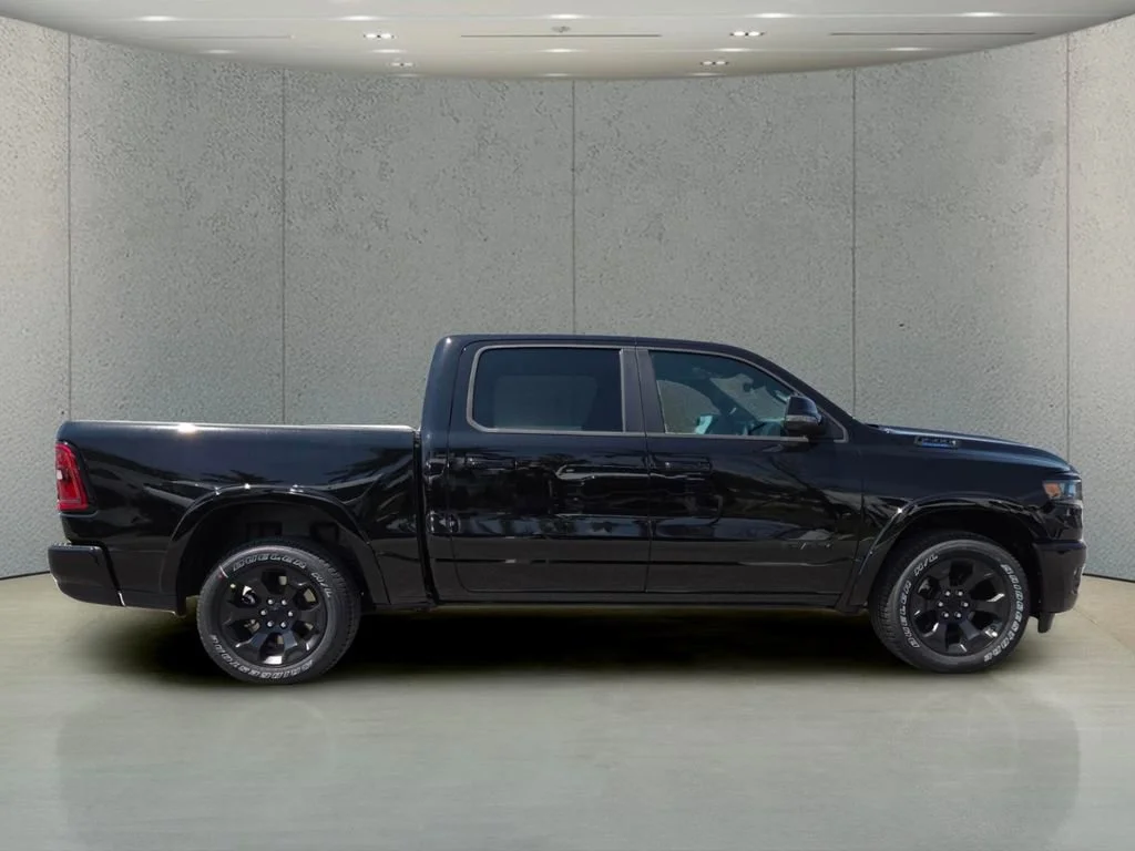 New 2026 Diamond Black Crystal Pearl-Coat Exterior Paint RAM Big Horn image 3