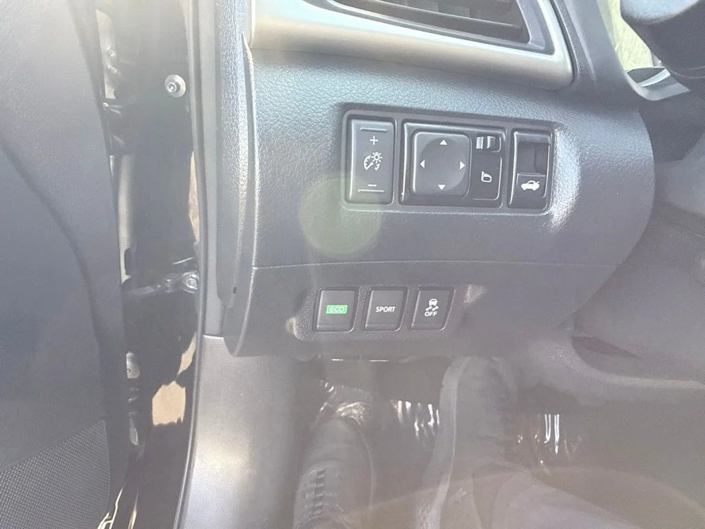 Used 2017 Black Nissan SR image 26