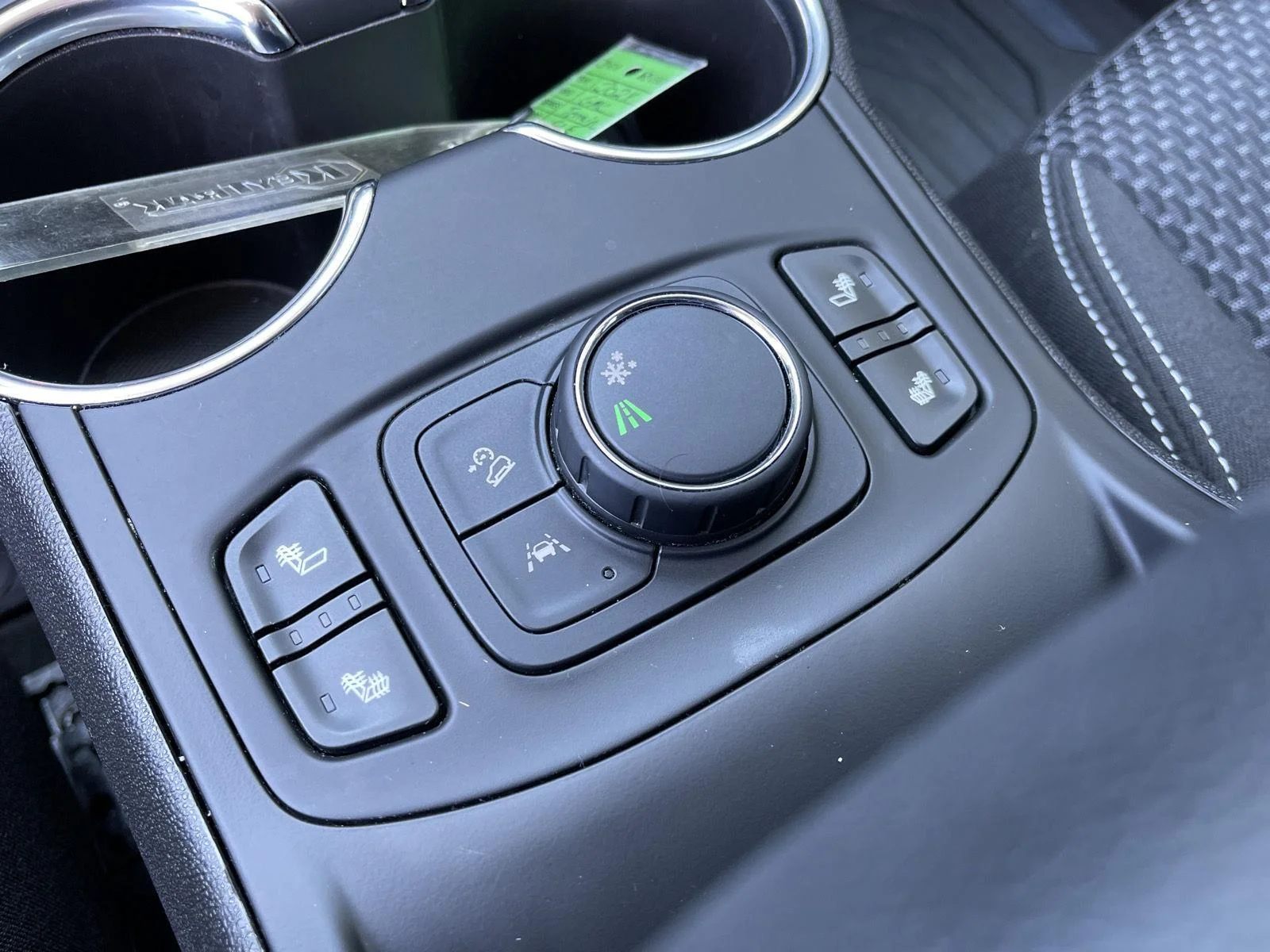 Used 2024 Riptide Metallic GMC SLE image 29