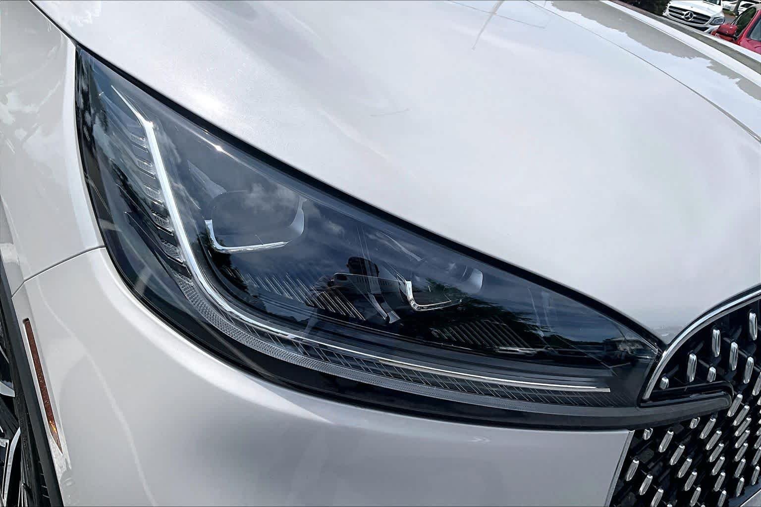 Used 2025 Ceramic Pearl Metallic Tri-Coat Lincoln Reserve image 45