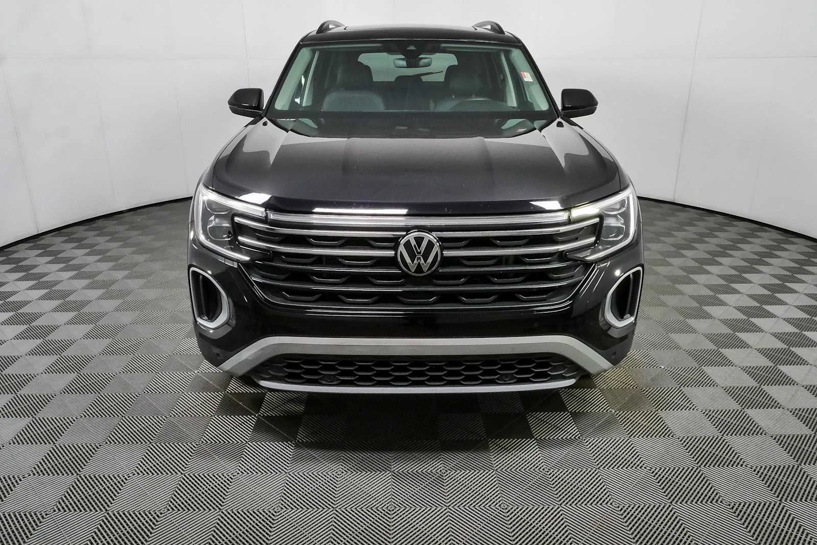 Certified Used 2025 Deep Black Pearl Volkswagen 2.0T Peak Edition image 36