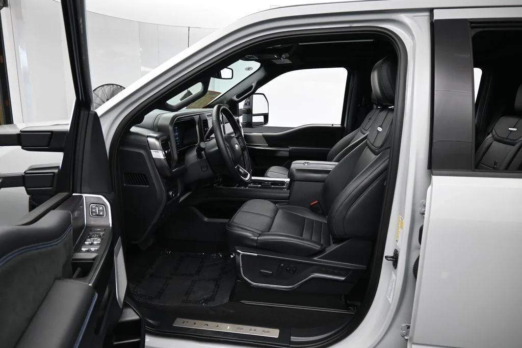 Used 2026 Avalanche Ford Platinum image 10