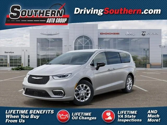 2026 Chrysler Pacifica Limited's photo
