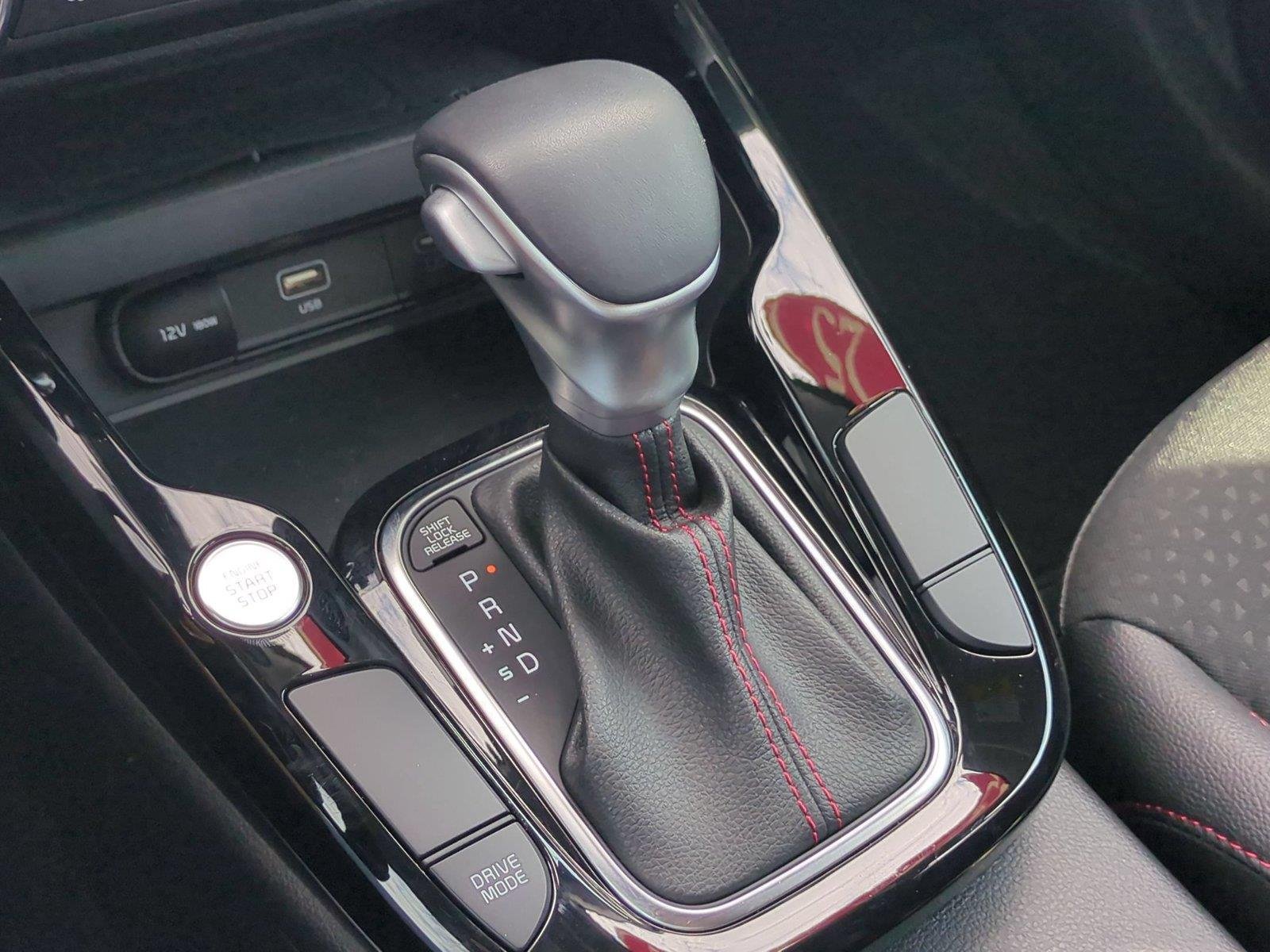 Used 2025 Gravity Gray Kia GT-Line image 28
