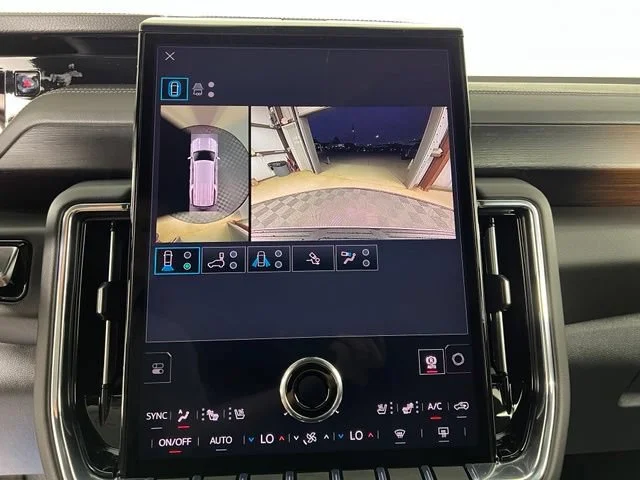 2026 GMC Yukon XL Denali - Photo 27