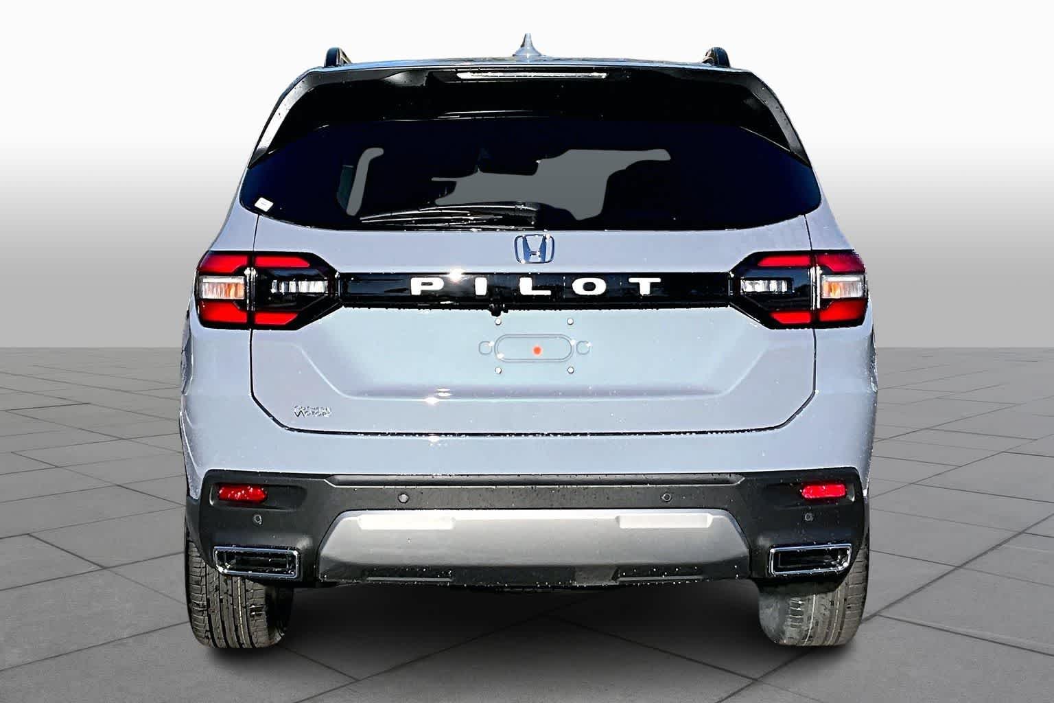 New 2026 Sonic Gray Pearl Honda 2WD EX-L image 4