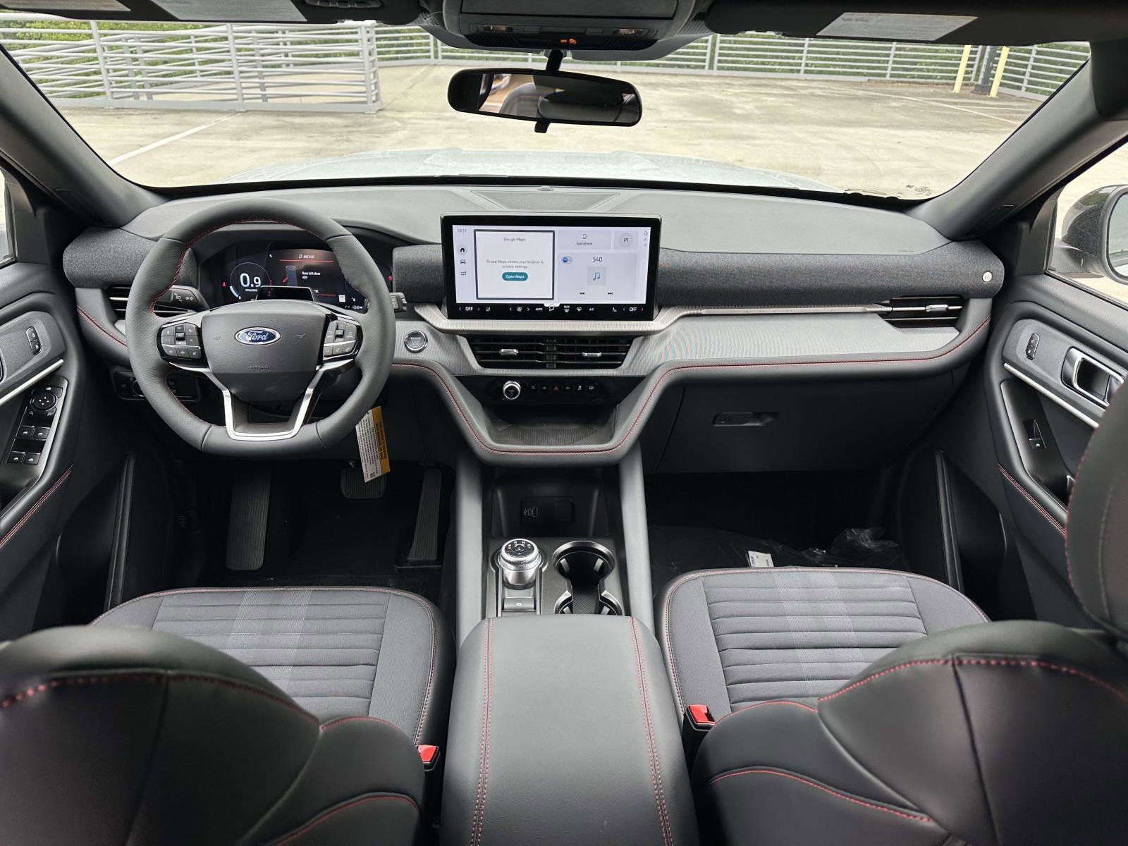 New 2026 Space White Metallic Ford ST-Line image 11