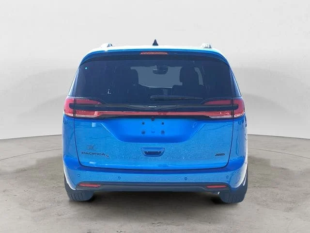 New 2026 Blue Pearl Chrysler SELECT AWD image 5