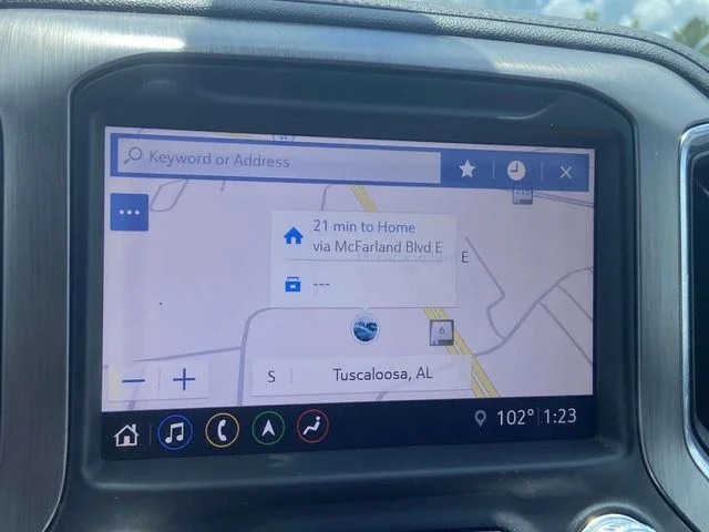 Used 2019 Gray GMC Denali image 19