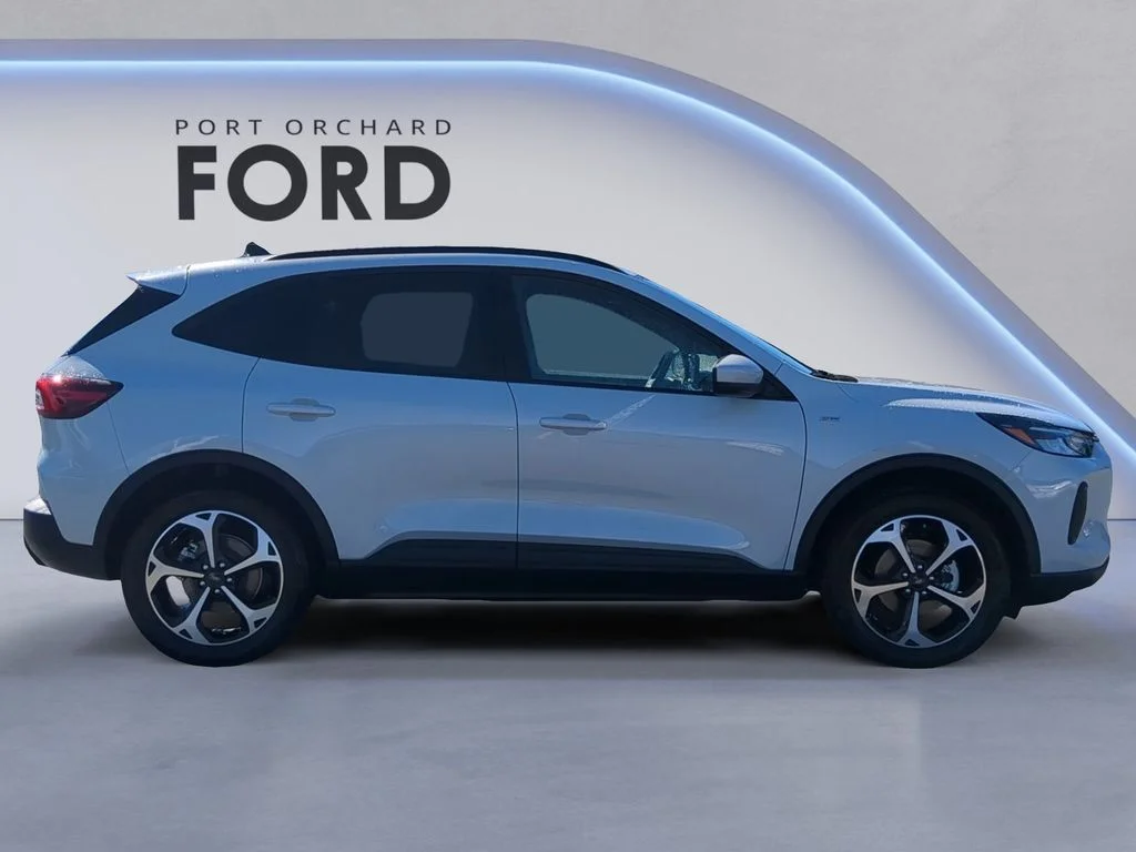 Used 2025 Silver Ford ST-Line Select image 8
