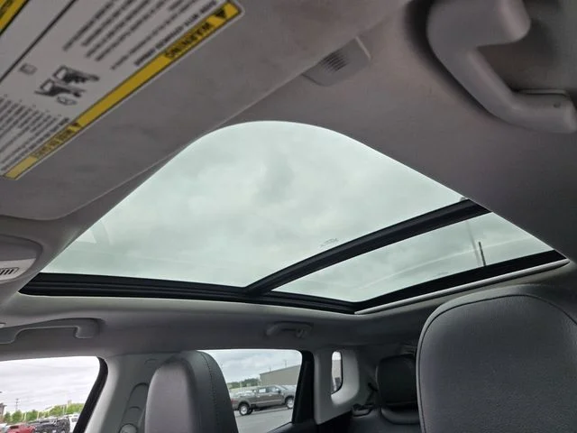 Used 2018 Black Jeep Trailhawk image 11