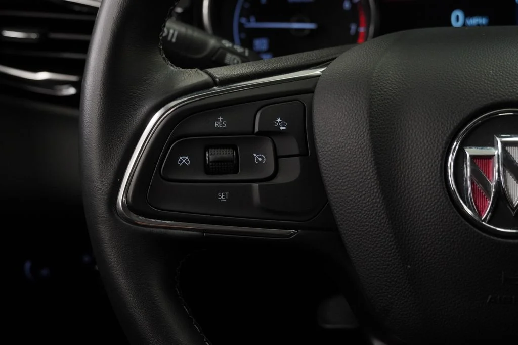Used 2023 Gray Buick Preferred image 21
