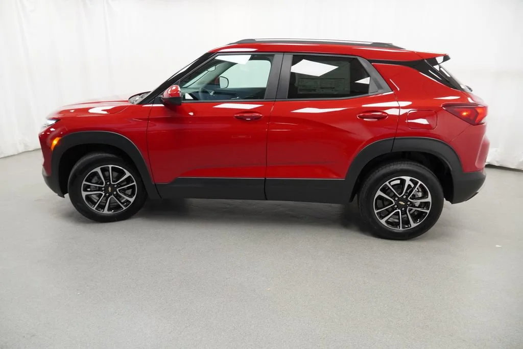 New 2026 Apex Red Chevrolet LT image 38
