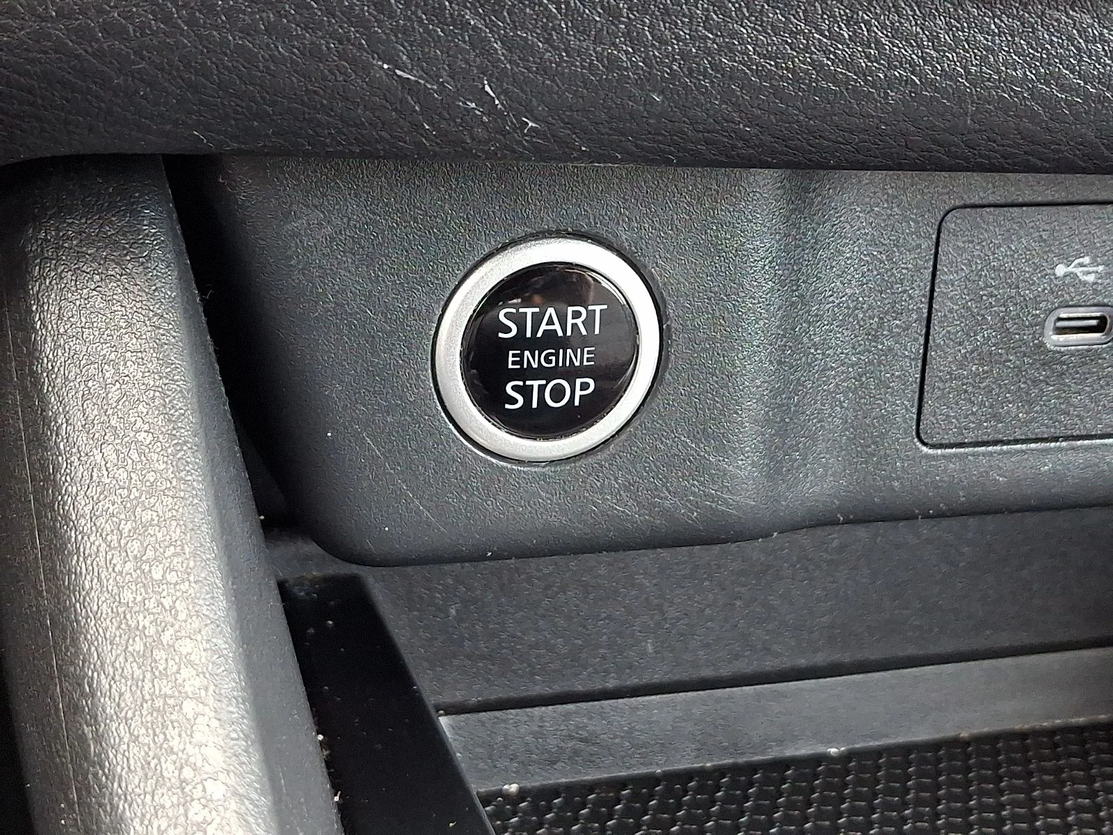 Used 2021 Gray Nissan SV image 23