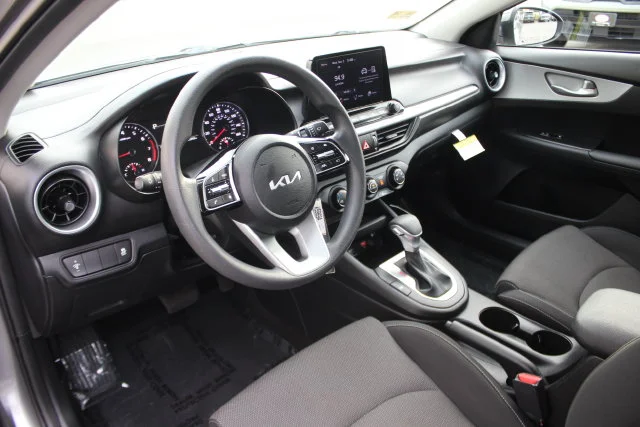 Used 2024 Gray Kia LXS image 3