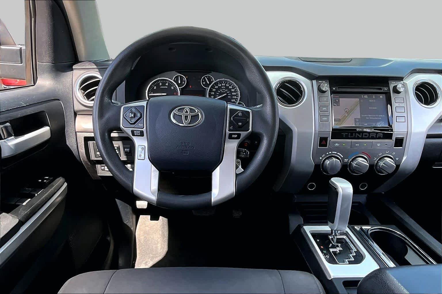Used 2014 Black Toyota SR5 image 6
