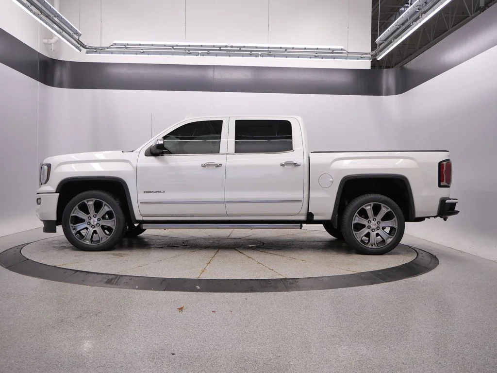 Used 2017 GMC Sierra 1500 Denali Denali with VIN 3GTU2PEJ2HG460256 for sale in Coon Rapids, Minnesota